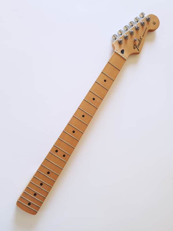 Fender Stratocaster Standard neck (2010)
