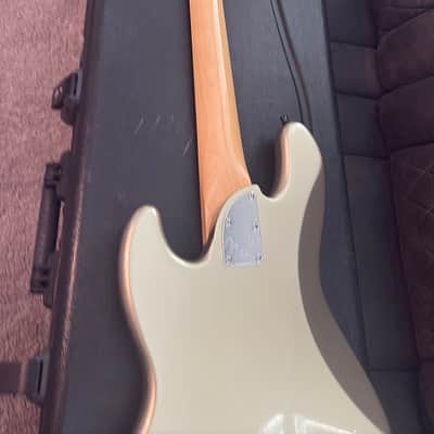 Fender bass 5 string Jazz image 3