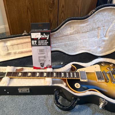 2010 Gibson Les Paul Standard with Bigsby B7 image 17