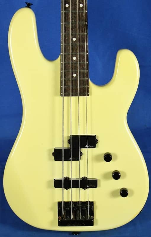 Charvel Model 2B 4 String Electric Bass Guitar w/OHSC Pearl White
