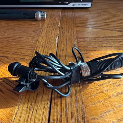 Sennheiser XSW12A Wireless Presentation Set image 5