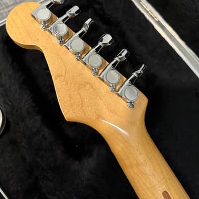 Fender Stratocaster with Maple Fretboard - Olympic White image 8