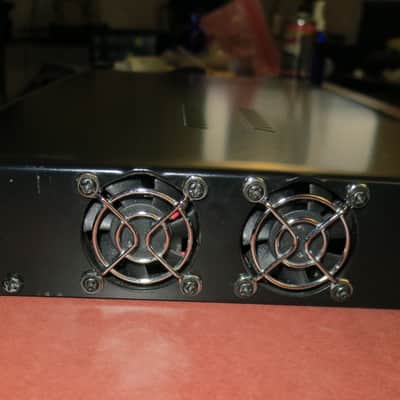 Rocktron Velocity 300 W/ Shallow Rack case & Rack panel image 7