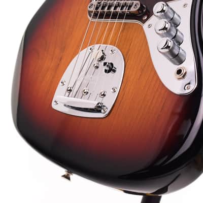 Fender Kurt Cobain Jaguar 2026 3-Color Sunburst 3998gr image 5