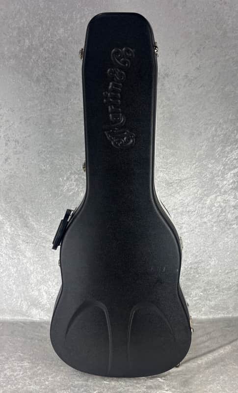 MARTIN MOLDED HARD CASE w/ GREEN INTERIOR - $215 (Reg: ?)