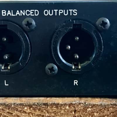 Rocktron Chameleon guitar preamp/multi-effects rack unit. "The Lizard!" image 8