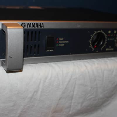 Yamaha P7000S P-Series Power Amplifier image 2