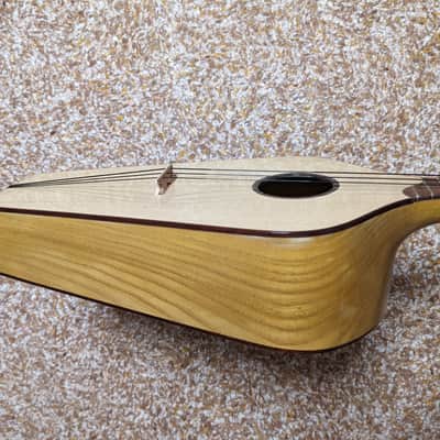 Georgian traditional musical instrument Panduri image 5