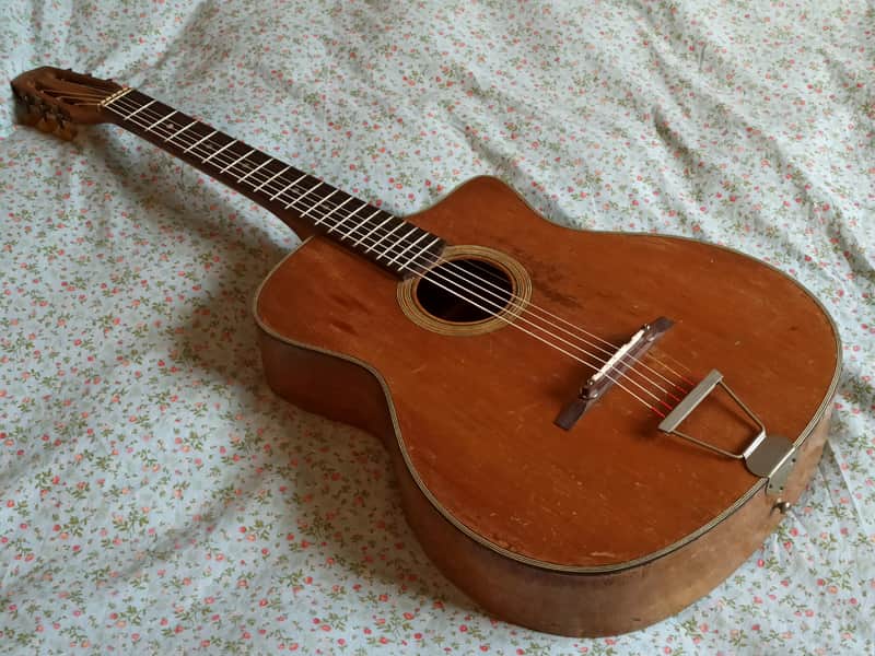 Di Mauro Django 50s Round Hole Gypsy Jazz / Manouche Guitar ** Low Action ** Video Added. image 1