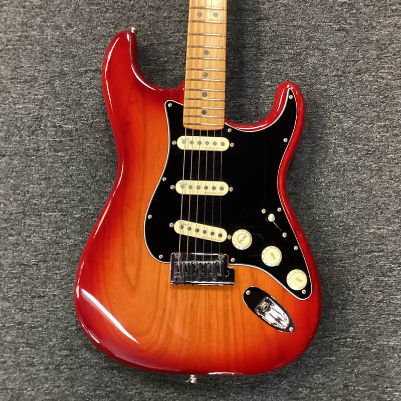 Fender Stratocaster American Ultra Luxe Electric Guitar image 1