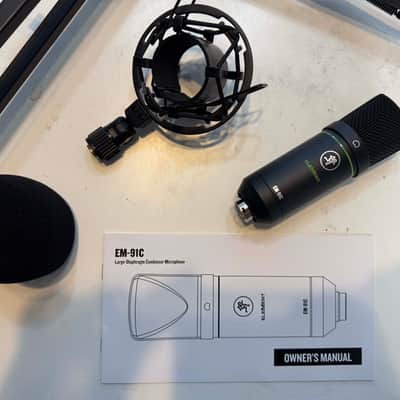 Mackie EM-91C Large-diaphragm Condenser Microphone w/ K&M Desktop Boom Arm image 4