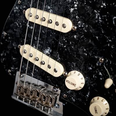 Fender American Professional Stratocaster 2019 USA image 10