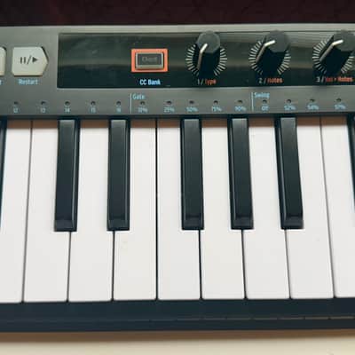 Arturia KeyStep 37 MIDI Controller image 3