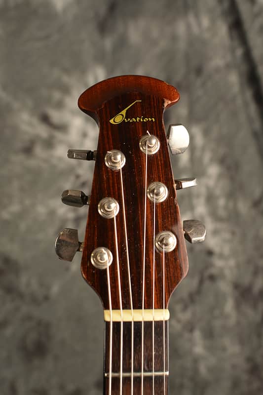 Ovation 3862 Pinnacle Series Super Shallow Bowl Acoustic Electric