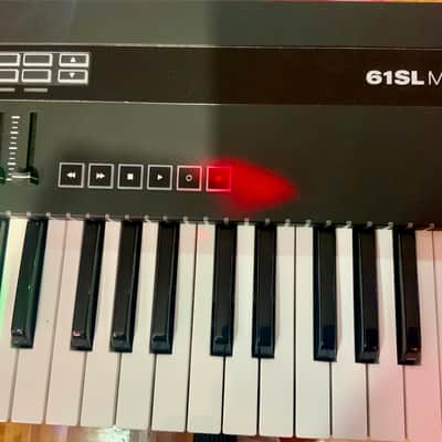Novation 49SL MkIII 49-key Keyboard Controller with Sequencer image 4