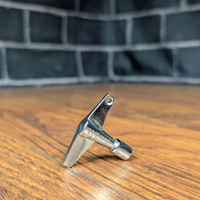 Ludwig Drum Key (10115‑U‑136) – 1970s Vintage Drum Hardware, Classic Ludwig Fit & Feel image 4