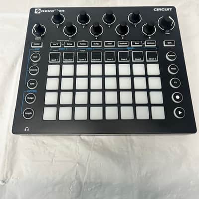 Novation Circuit Groovebox 2015 - 2021 - Black image 1
