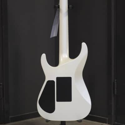 Jackson American Series Soloist SL3 - Platinum Pearl image 15