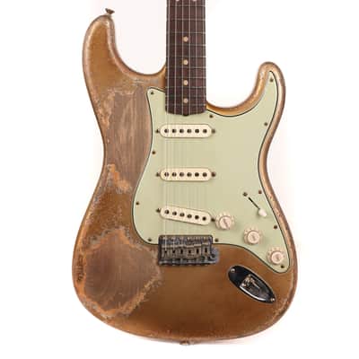 Fender Custom Shop 1963 Stratocaster Ultimate Relic Faded Shoreline Gold over Silver Masterbuilt Andy Hicks image 1