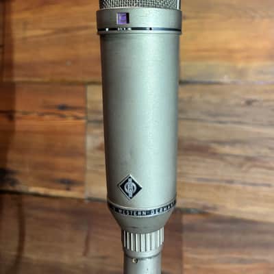 Neumann U 67 Large Diaphragm Multipattern Tube Condenser Microphone 1960 - 1971 - Nickel image 1