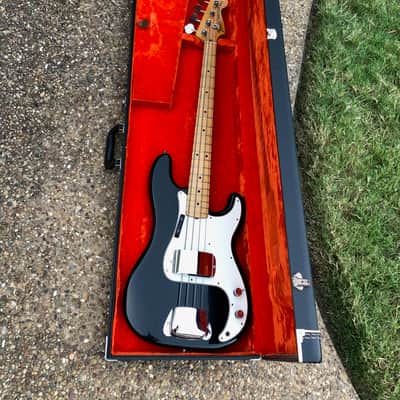 Fender Precision Bass with Maple Fretboard 1974 - Black image 19