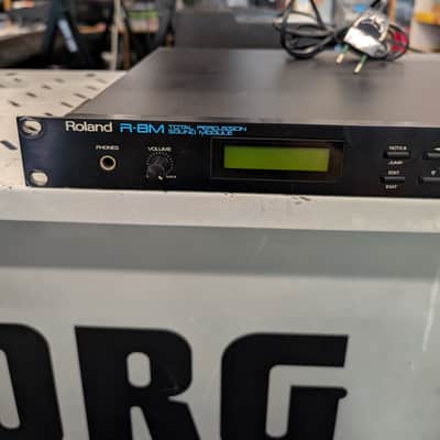 Roland R8M image 2