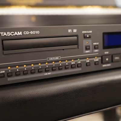 TASCAM CD-6010 image 3