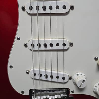 Fender American Stratocaster 2002 - Chrome Red image 5