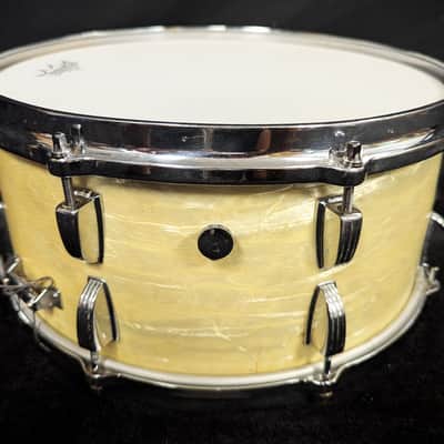 Ludwig White Marine Pearl Player's Snare Vintage 1960s image 6
