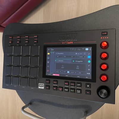Akai MPC Live Sampler / Behringer MONITOR2USB image 4