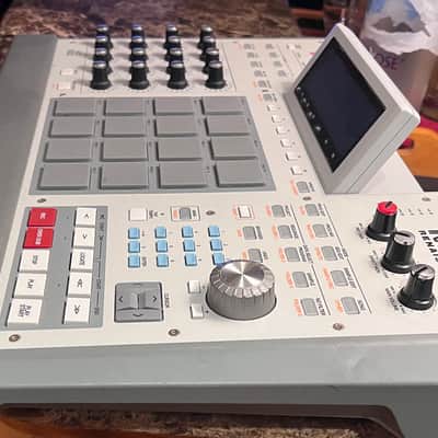 Akai MPC Renaissance Groove Production Studio image 3