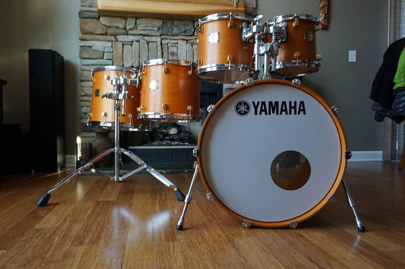 Yamaha Maple Custom Drum Set image 2