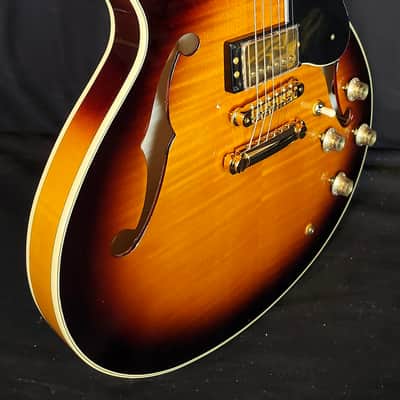 Yamaha SA2200 Semi-Hollowbody Guitar, Sycamore Top, MIJ, Brown Sunburst, Factory Blemish image 6