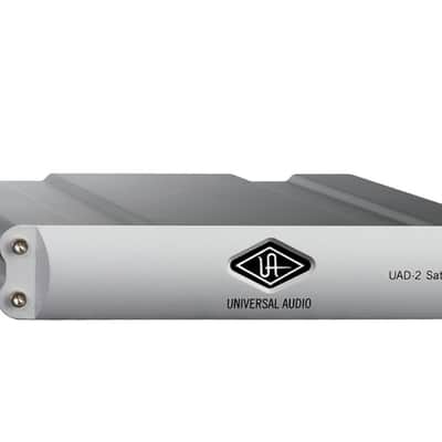 Universal Audio UAD-2 Satellite QUAD Core Firewire DSP Accelerator 2012 - Present - Silver imagen 3