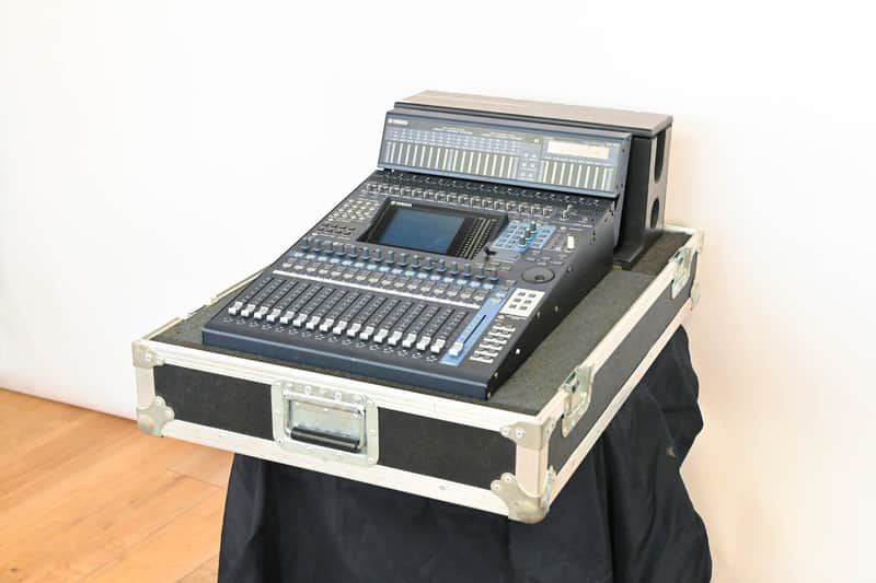 Yamaha DM1000 48-Channel Digital Audio Mixing Console w/ Road Case CG01XKU *ASK FOR SHIPPING* image 1