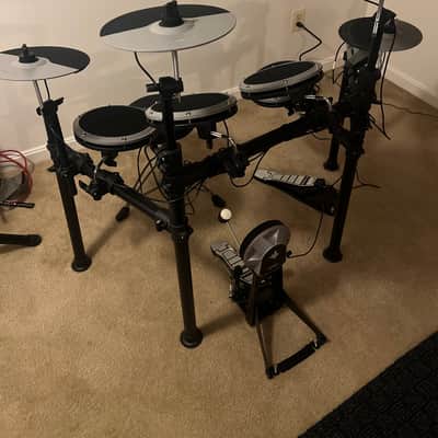 Donner DED-200X Electronic Drum Set, Electric Drum Kit with Quiet Mesh Drum Pads, 2 Cymbals w/Choke, 31 Kits and 450+ Sounds, Throne, Headphones, Sticks, USB MIDI, Melodics Lessons (5 Pads, 4 Cymbals) image 13