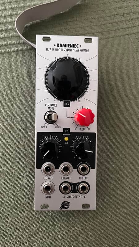 Xaoc Devices Kamieniec Analog Phaser - Silver image 1