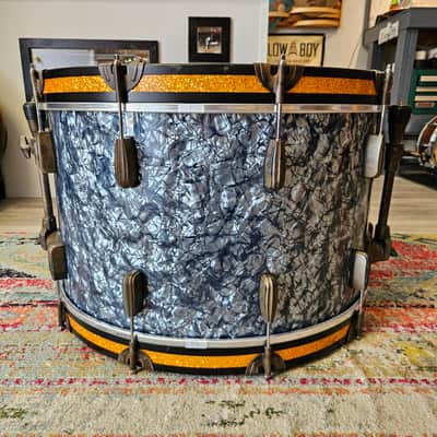 Bucks County Drum Co. 24-16-13" Relic Series Mahogany Drum Kit image 4