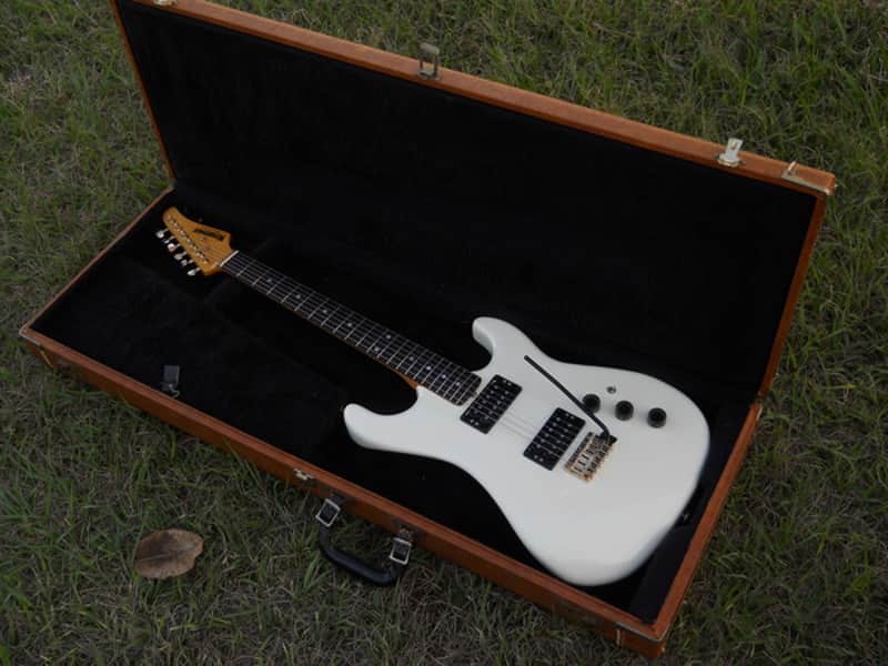 Kramer USA Pacer Guitar Minty 100% Original White/Gold OHSC 1982 Collector Grade image 1