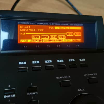 Akai MPC2000XL MIDI Production Center 2000 - 2005 - Grey image 5