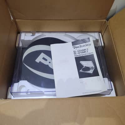 Technics SL-1210 MK2 + Shure White Label + Original Box & Manual image 7