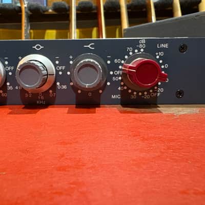 Vintage OG Neve 1089 Racked image 5