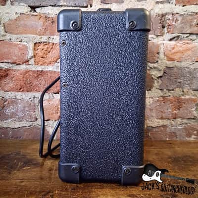 Washburn WA8 1x5 Practice Amp *USED* (2010s - Black) image 2
