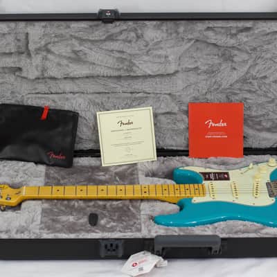 Fender  American Professional II Stratocaster  2023 - Miami Blue image 11