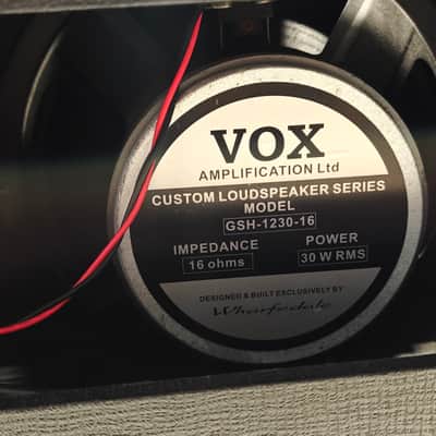 Vox AC15CC1 Custom Classic 15-Watt 1x12" Guitar Combo 2006 - 2010 Black image 2