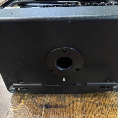Pre-owned Roland AC-60 Acoustic Amp image 6