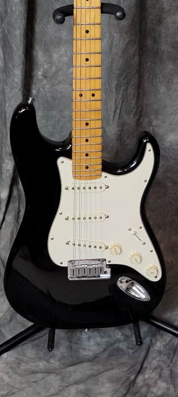 VINTAGE 1987 Fender USA Standard Stratocaster, KILLER PLAYER!! image 1