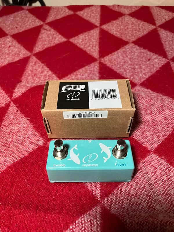 Crazy Tube Circuits White Whale V@ Remote Control Footswitch 2025 - Aqua blue image 1