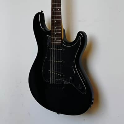 2004 Fernandes Retro Rocket X-1 LTD BLK Electric Guitar - Black - Gloss - Skull Knob Controls image 4