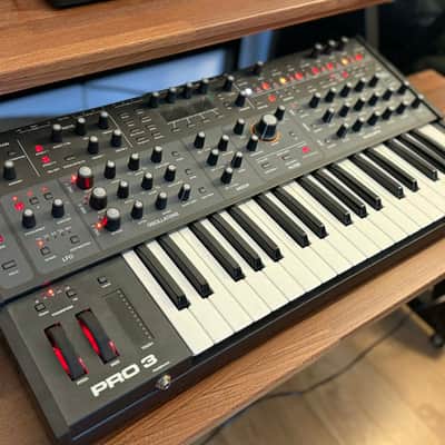 Sequential Pro 3 37-Key 3-Voice Monophonic / Paraphonic Synthesizer 2020 - Present - Black image 2